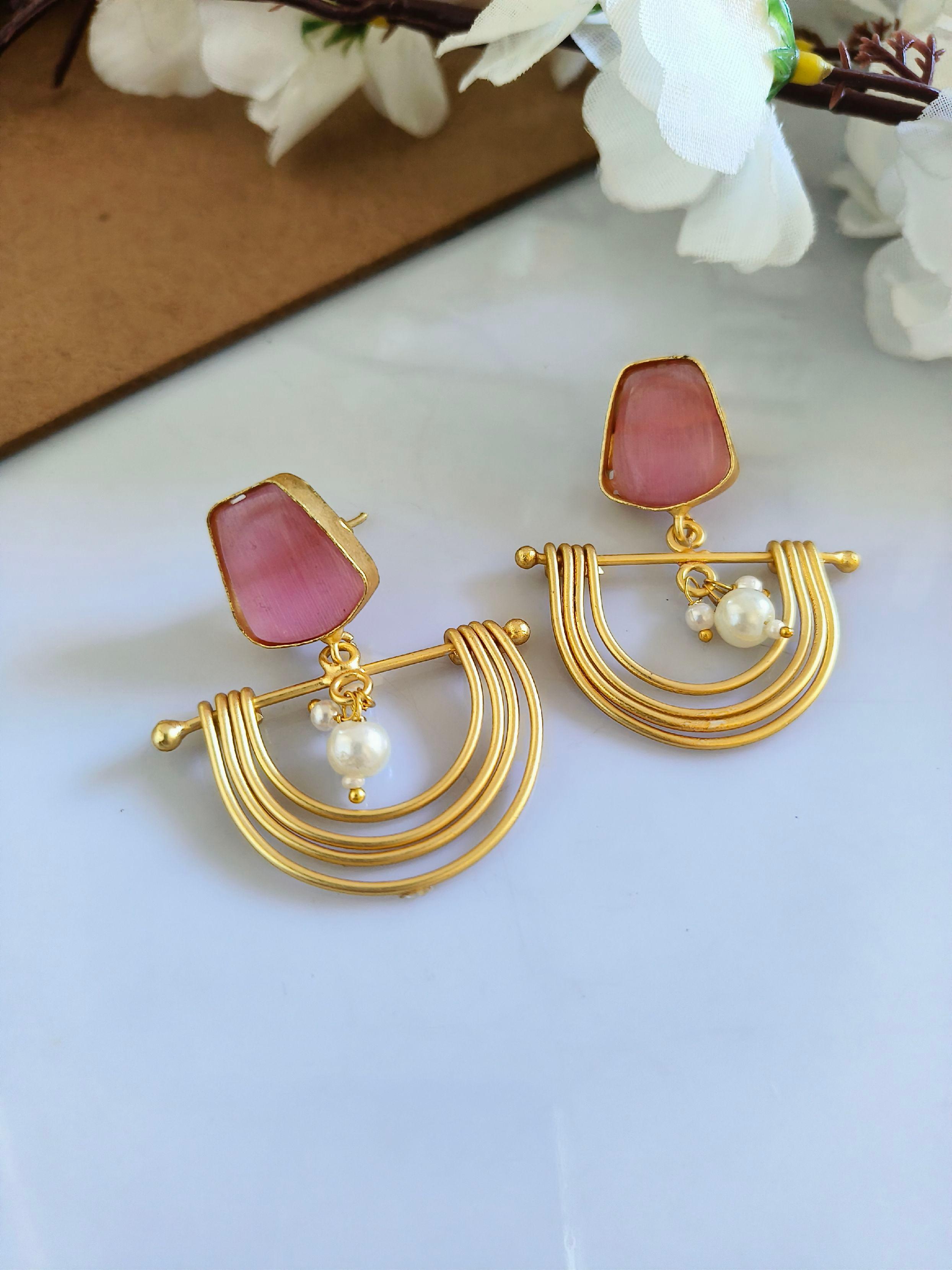 Golden Dangler Earring