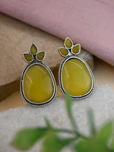 Shop Monalisa Oval Casual Stud Earrings Online | Sarichka