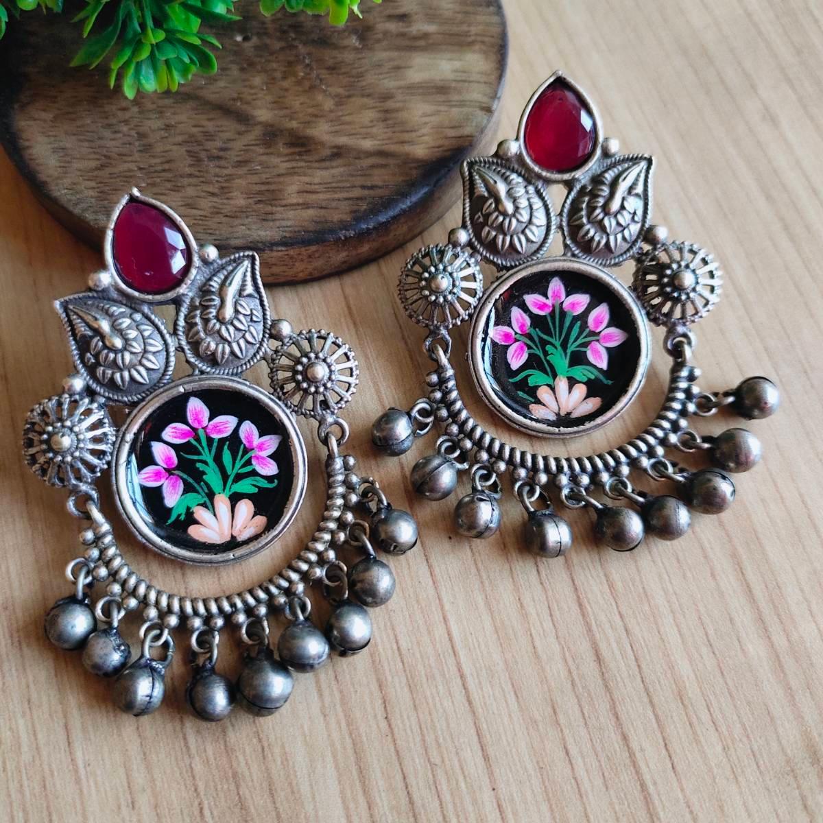 Chand Wali Enamel Earring with Ghungroo | Sarichka