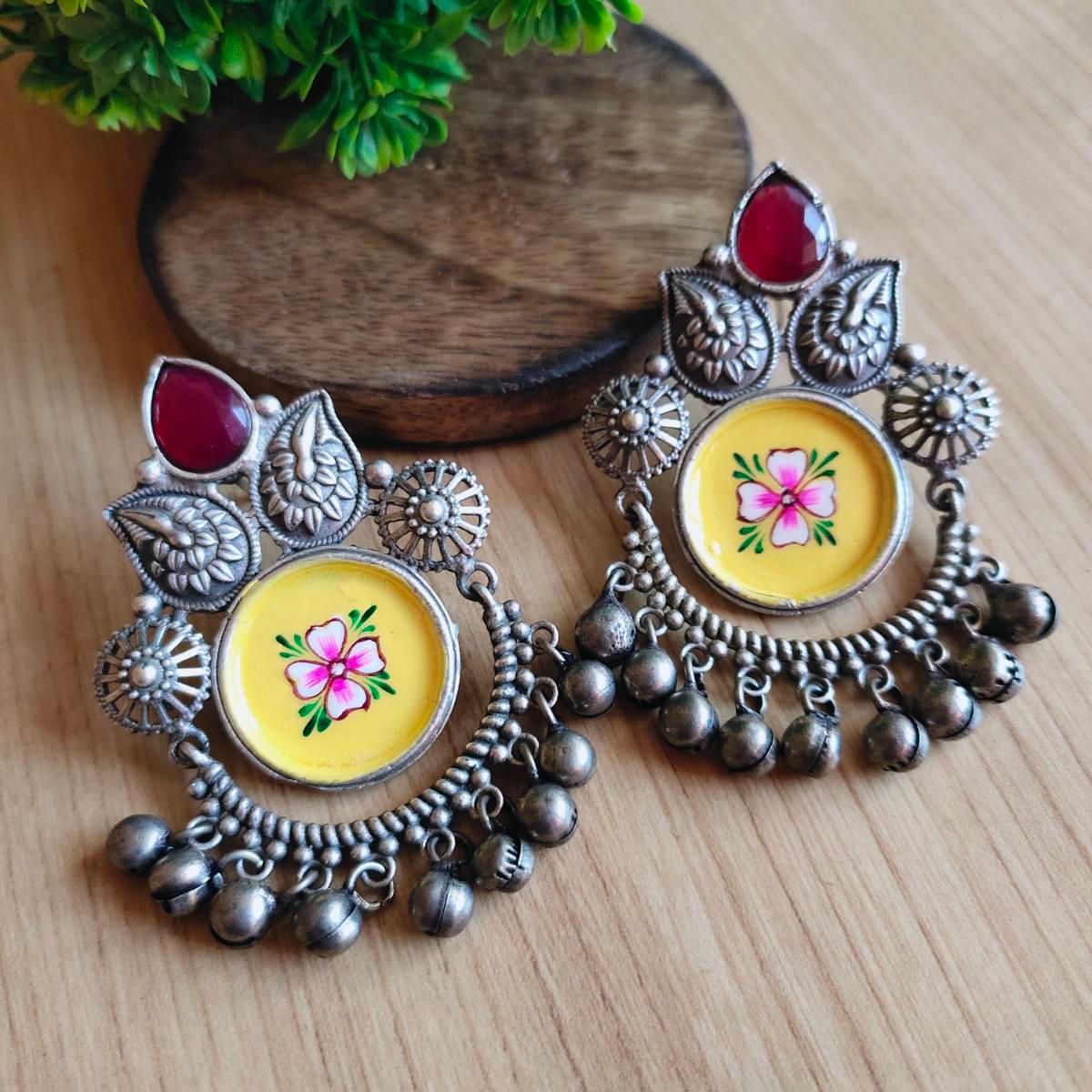 Chand Wali Enamel Earring with Ghungroo | Sarichka
