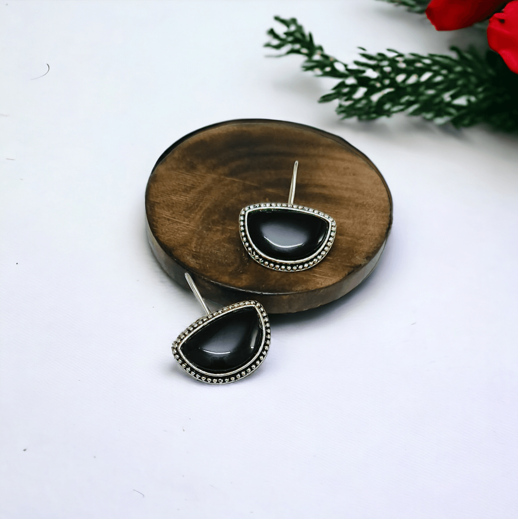 Stone Monalisa Earrings | Sarichka