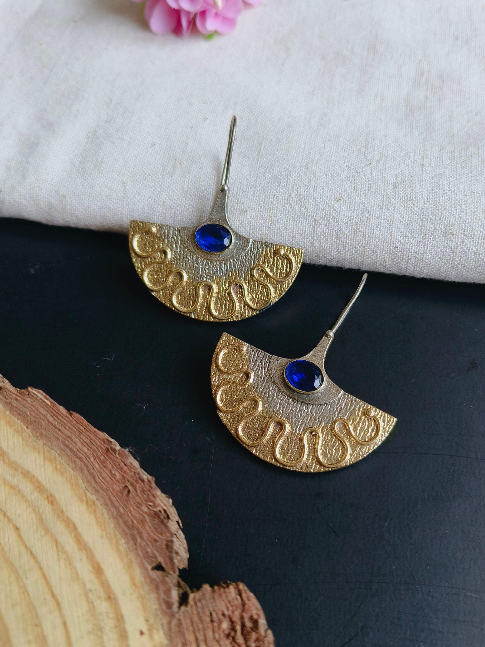 Dual Tone Oxidised Hook Earrings | Sarichka