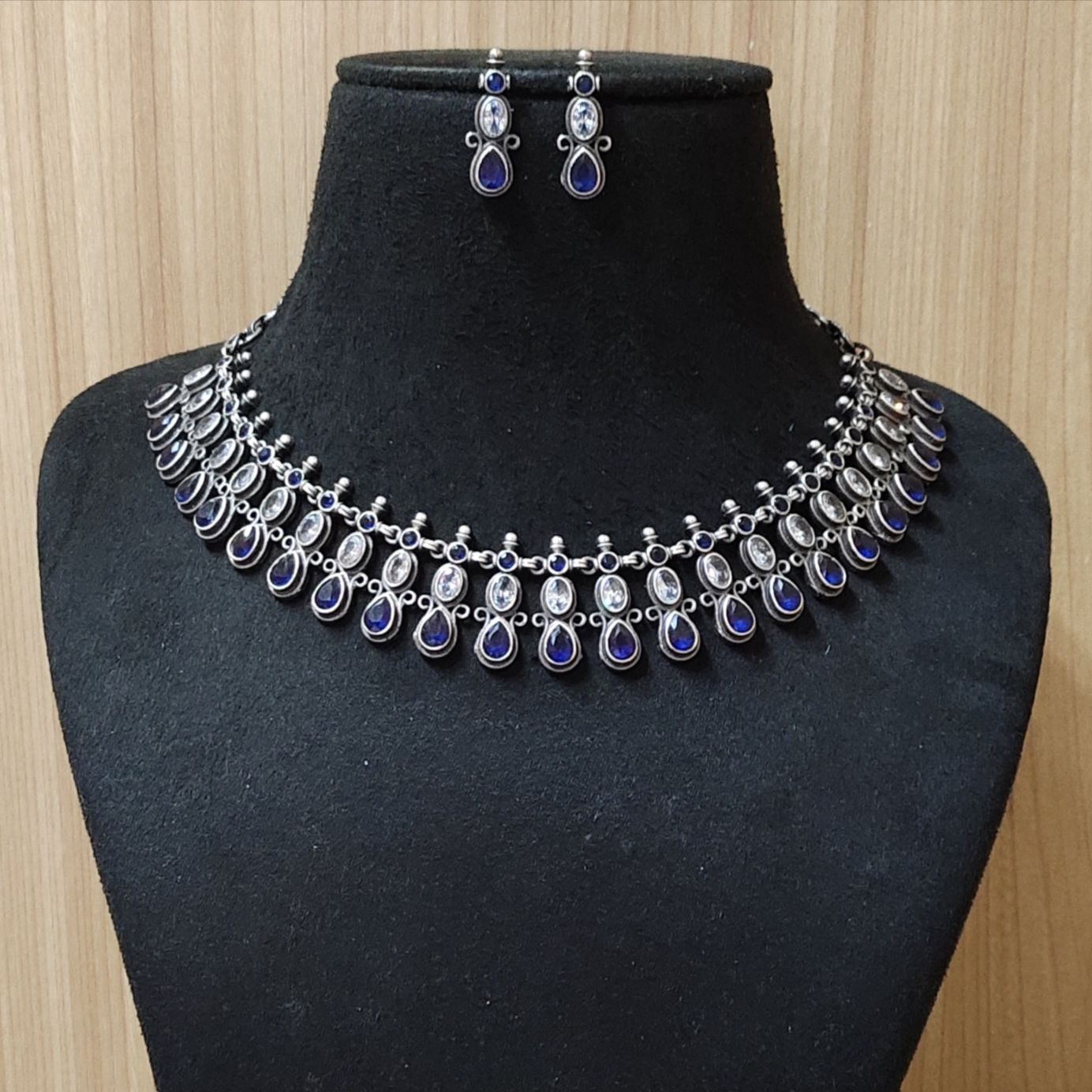 Elegant Silver Finish Party Necklace Set | Sarichka Fashion