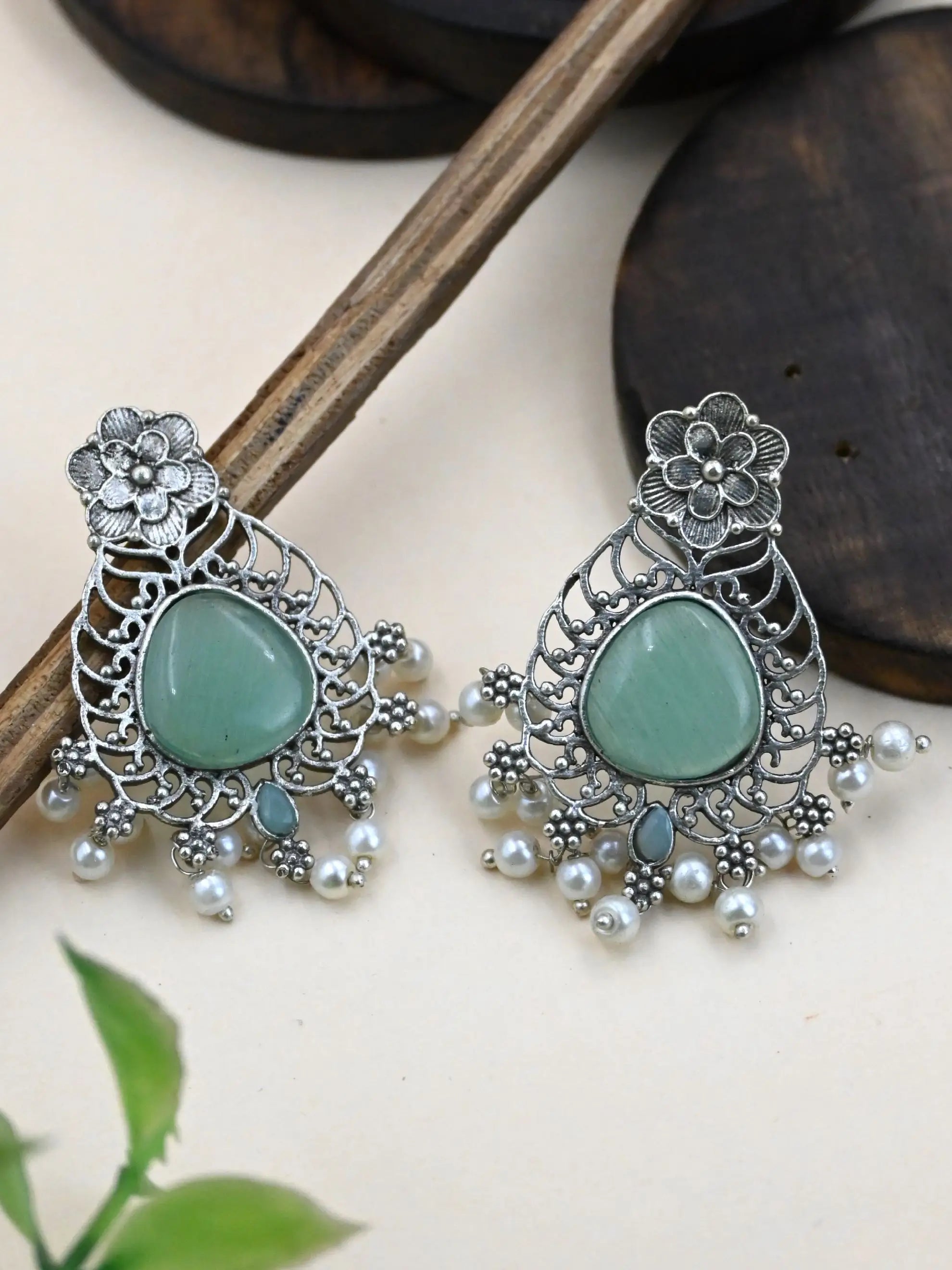 Monalisa Pearl Silver-Plated Oxidized Stud Earrings for Ethnic Wear | Sarichka