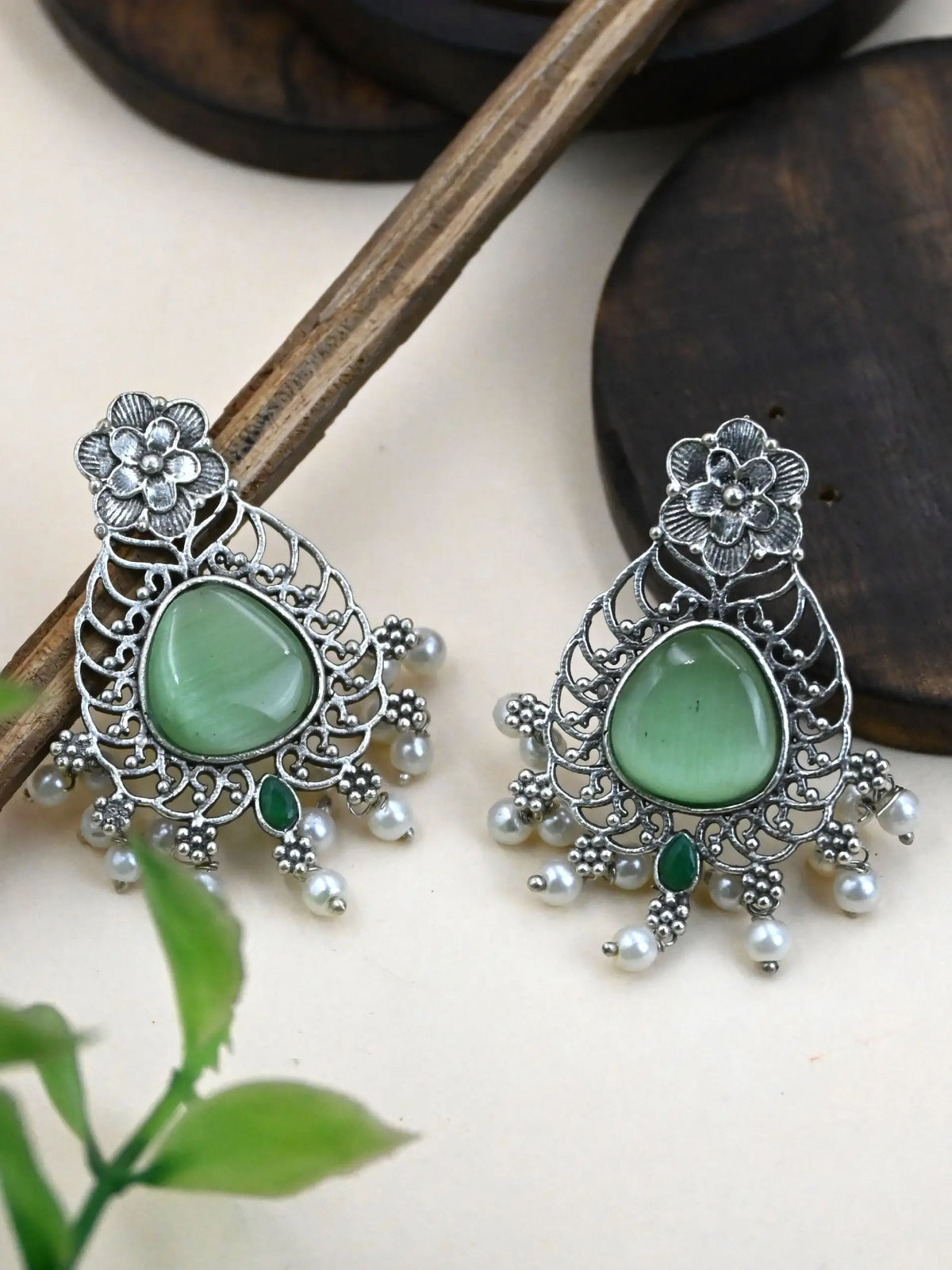 Monalisa Pearl Silver-Plated Oxidized Stud Earrings for Ethnic Wear | Sarichka