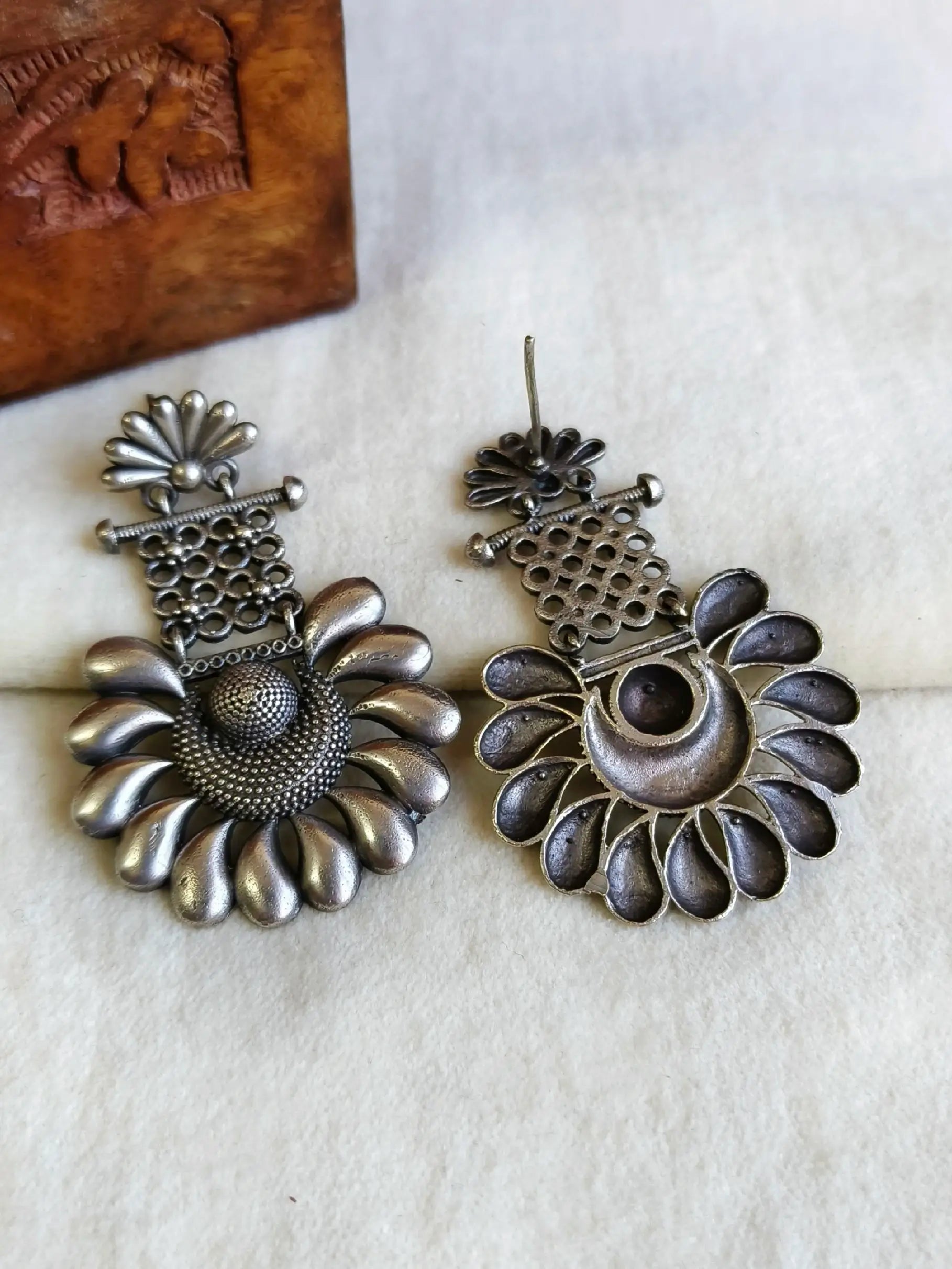 Elegant 925 Silver Plated Dangler Earrings | Sarichka
