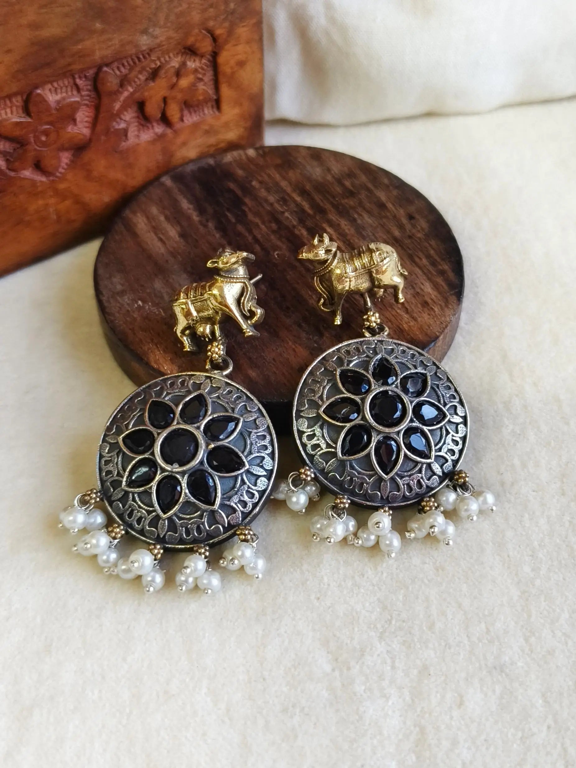 Antique Dual Tone Nandi Charm Dangler | Sarichka Fashion